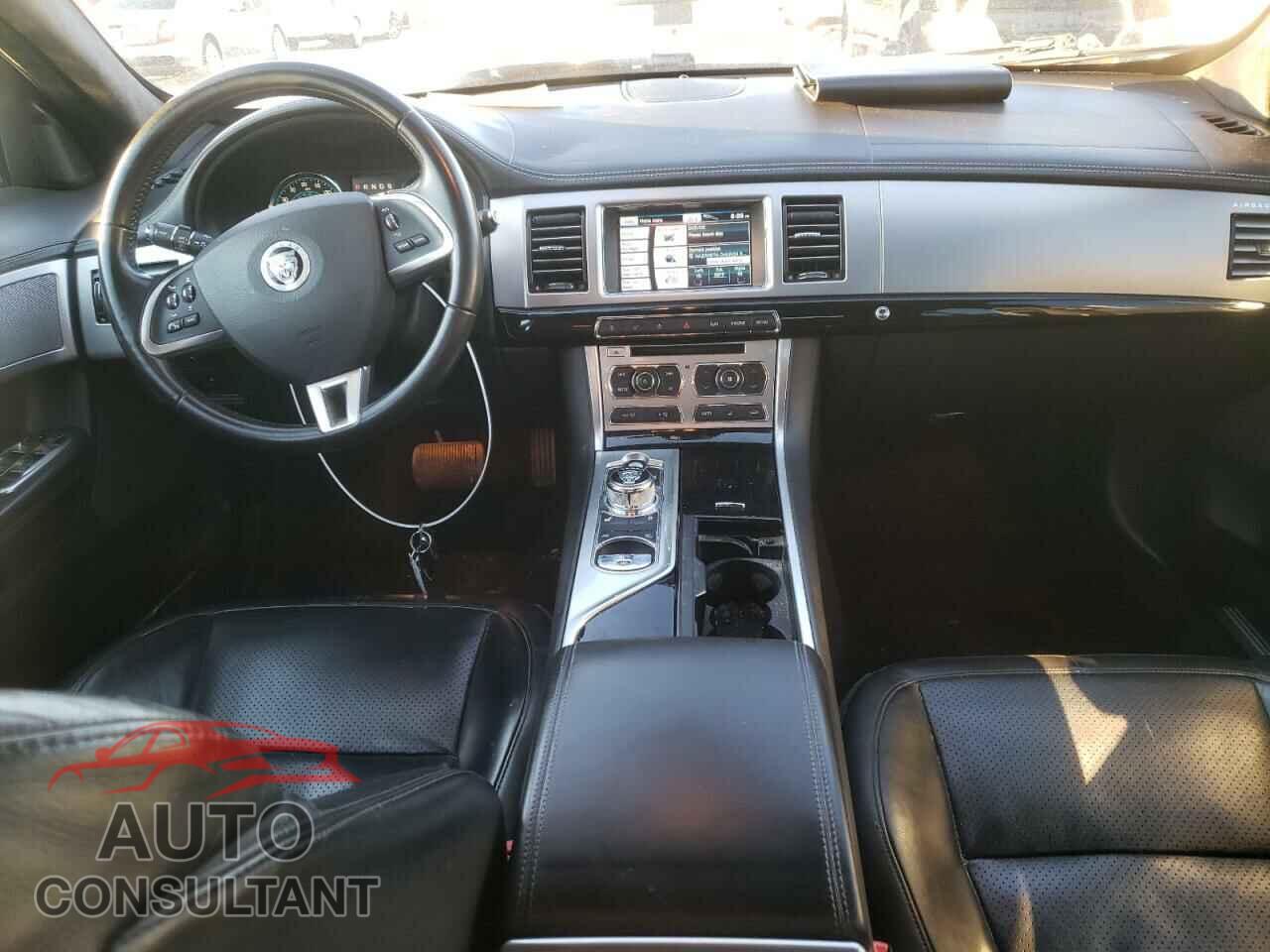 JAGUAR XF 2012 - SAJWA0HB3CLS35669