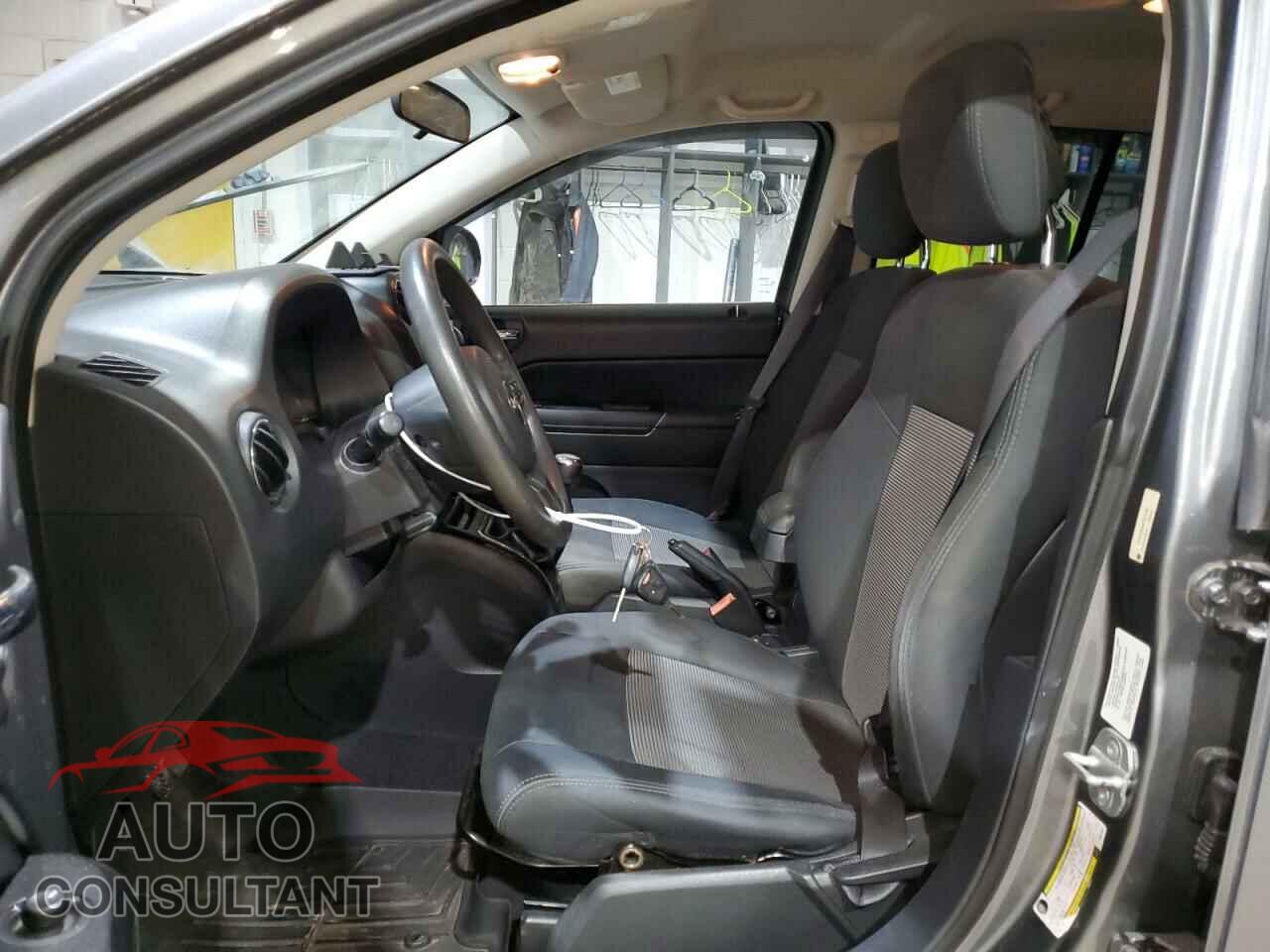 JEEP COMPASS 2012 - 1C4NJCBB4CD579381