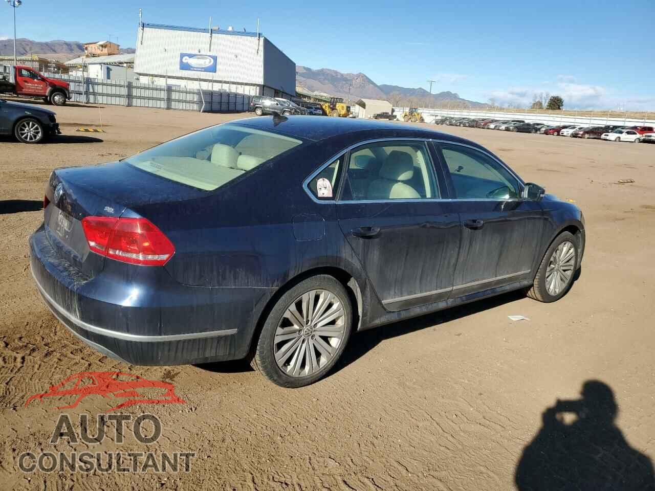 VOLKSWAGEN PASSAT 2013 - 1VWCH7A36DC066531