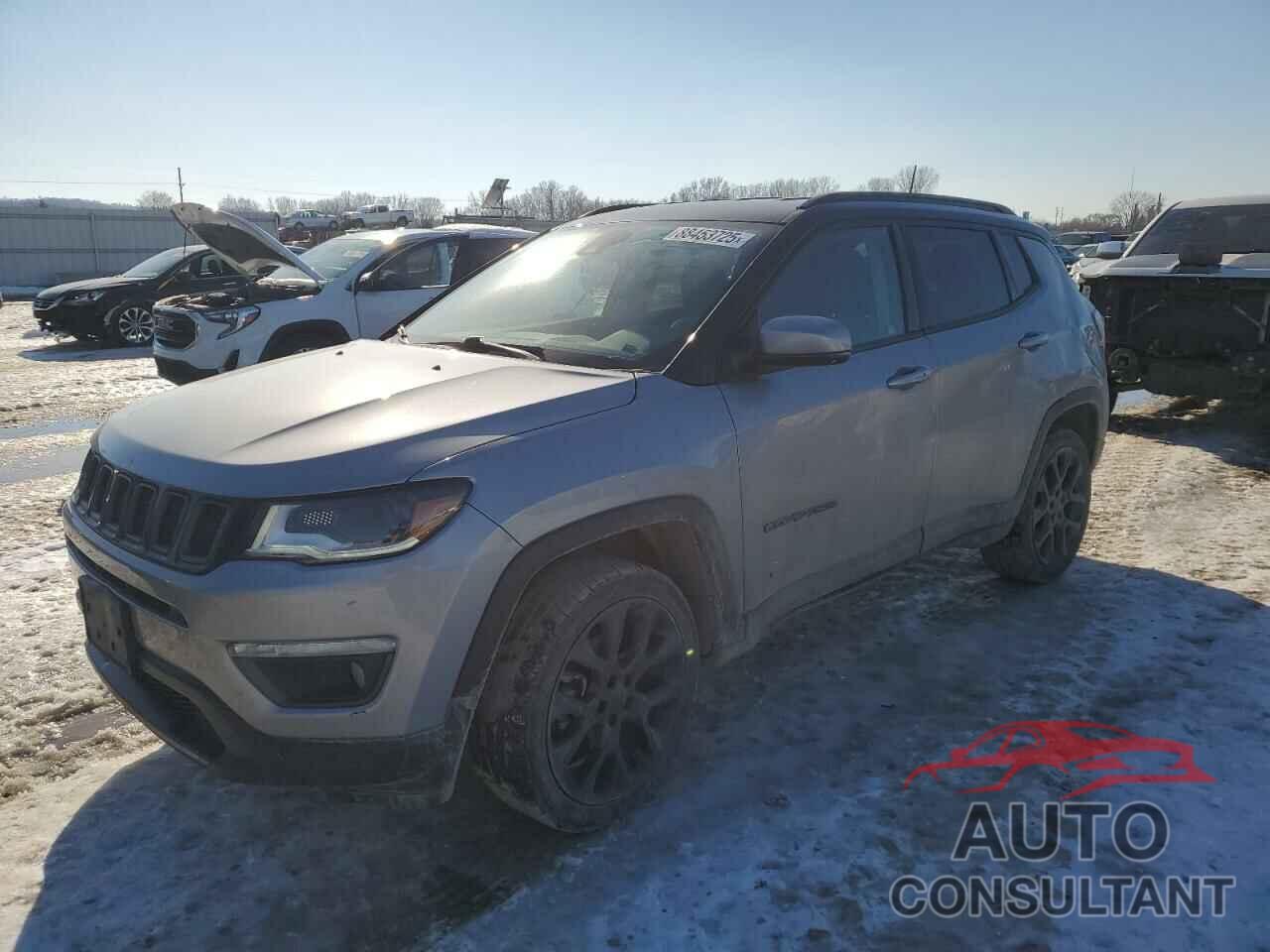 JEEP COMPASS 2019 - 3C4NJDCBXKT745237