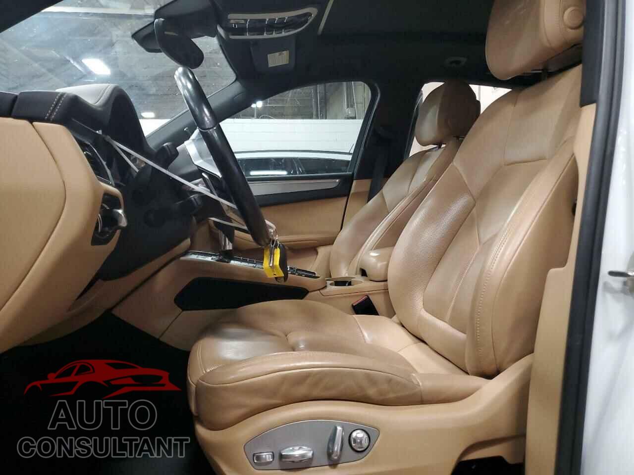 PORSCHE MACAN 2017 - WP1AG2A53HLB53891