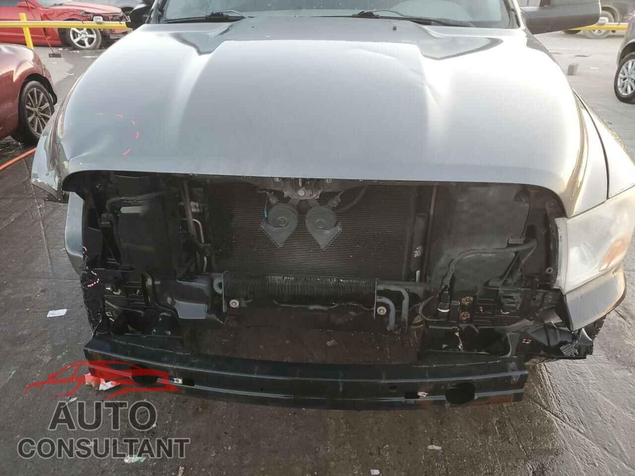 DODGE RAM 1500 2012 - 1C6RD7FT5CS227769
