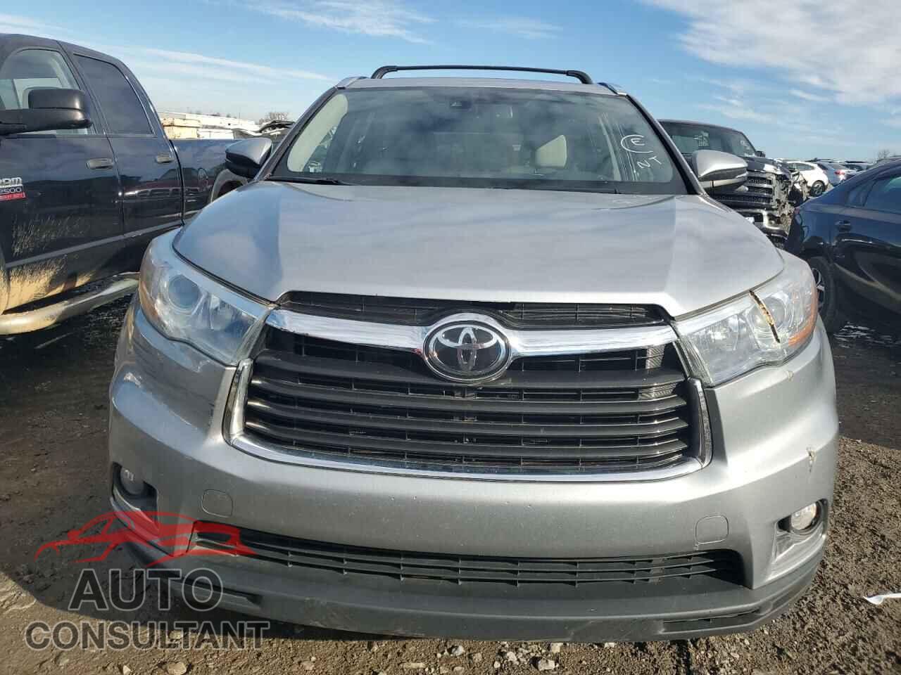 TOYOTA HIGHLANDER 2015 - 5TDDKRFH2FS207699