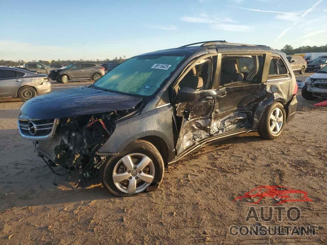 VOLKSWAGEN ROUTAN 2009 - 2V8HW34129R598752