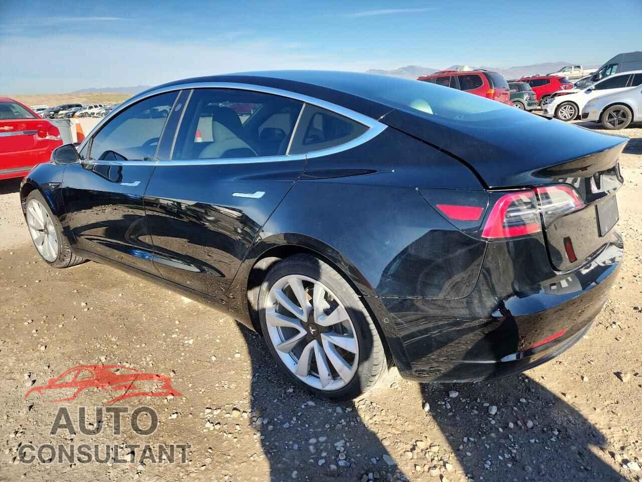TESLA MODEL 3 2020 - 5YJ3E1EB6LF668616