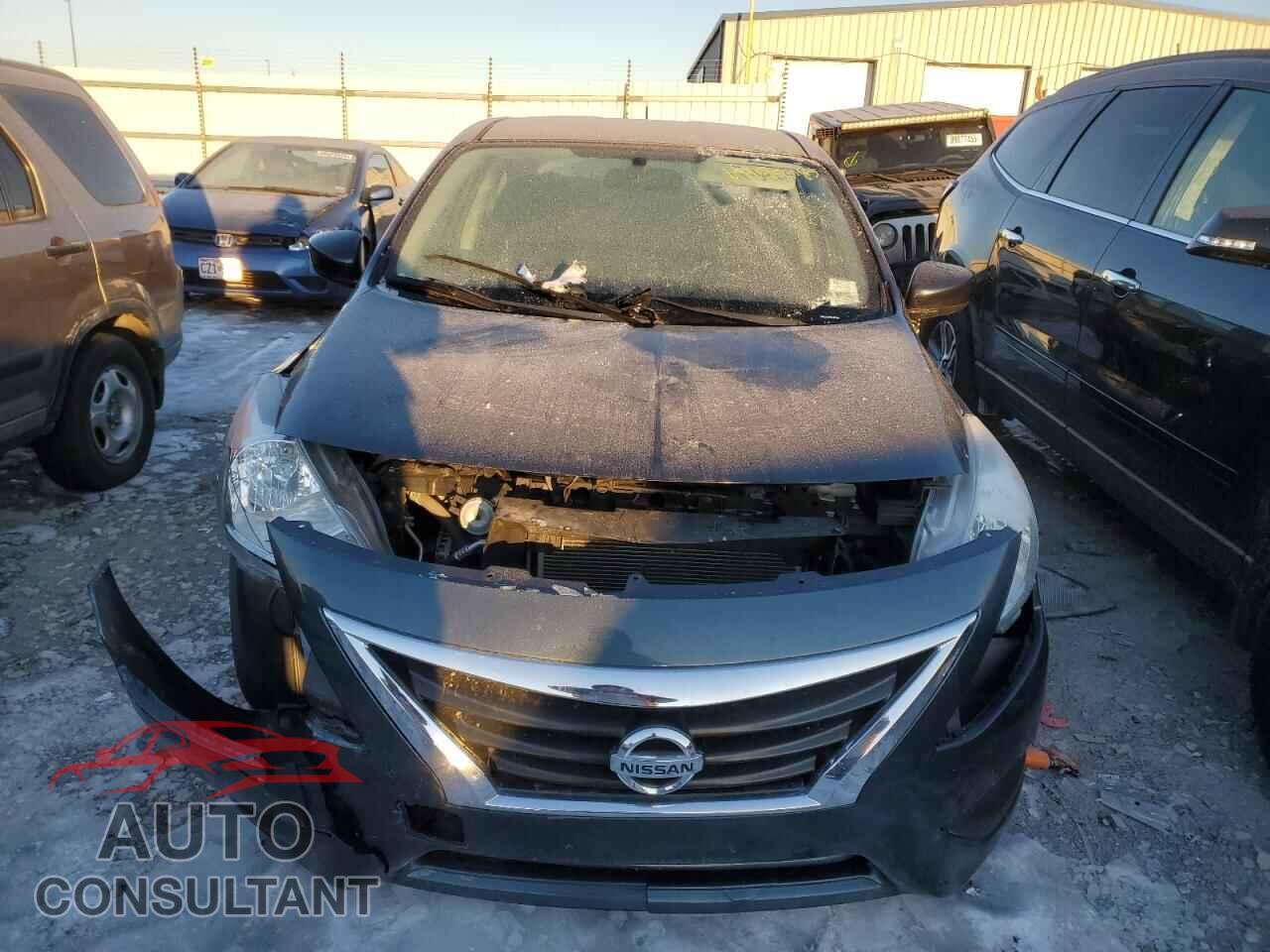 NISSAN VERSA 2017 - 3N1CN7AP1HL891291