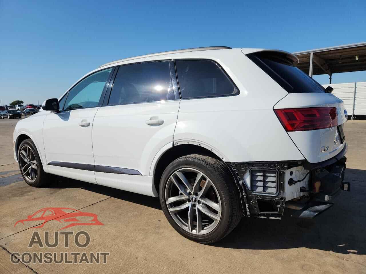 AUDI Q7 2018 - WA1VAAF71JD021943