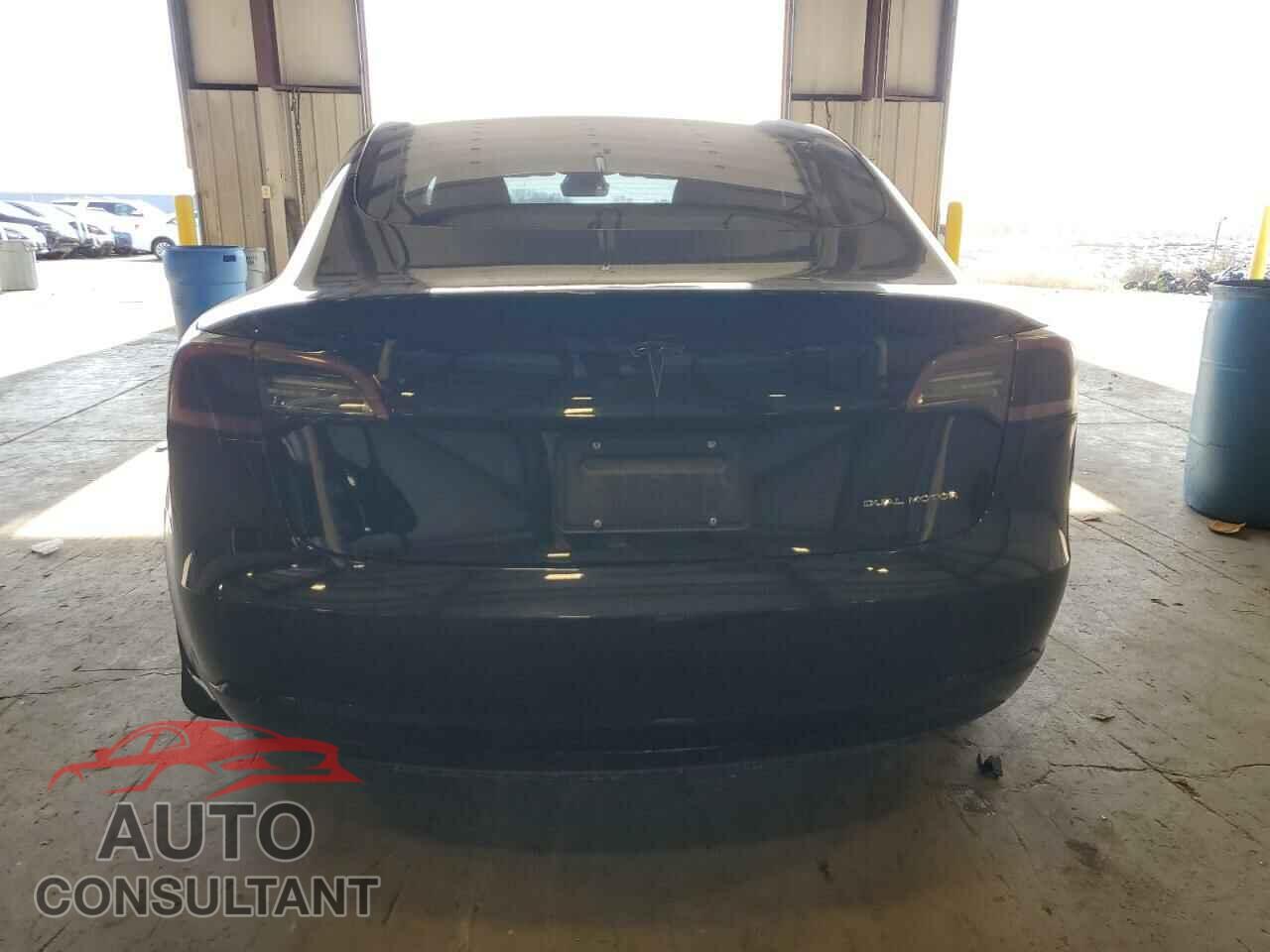 TESLA MODEL 3 2021 - 5YJ3E1EB3MF034049