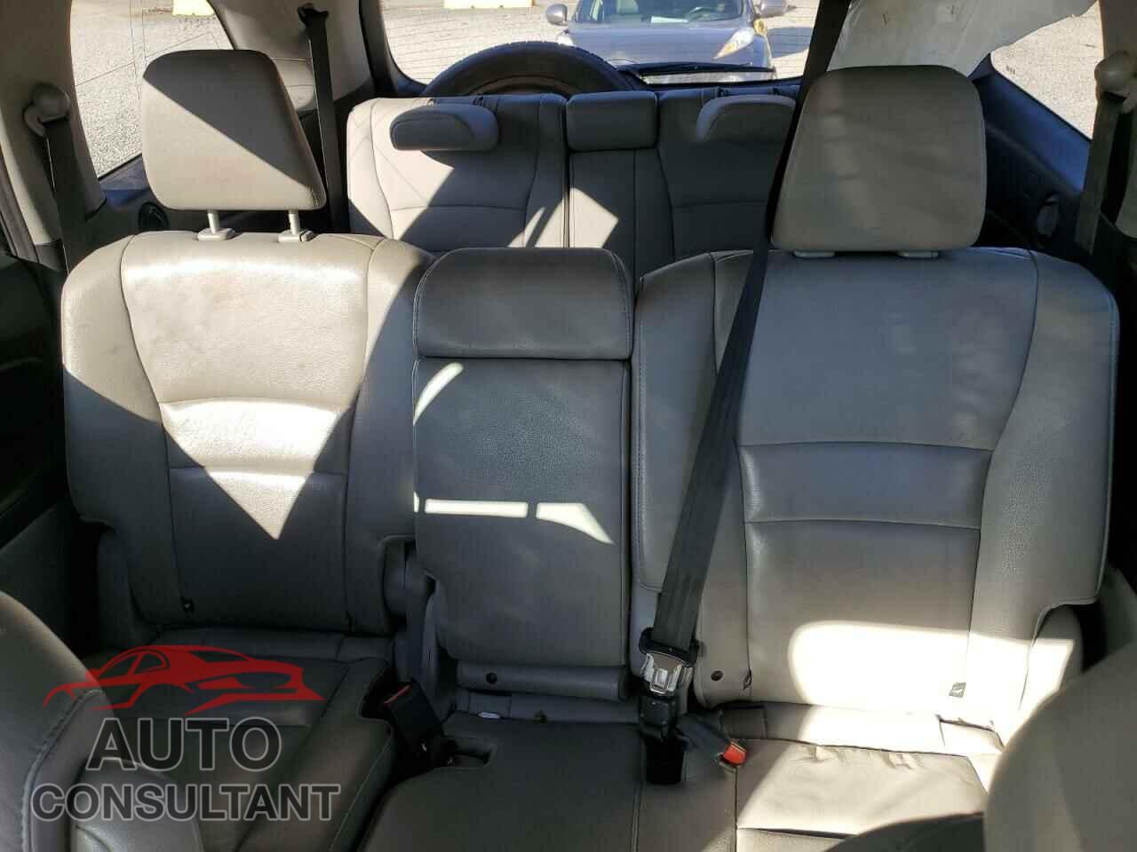 HONDA PILOT 2016 - 5FNYF5H55GB016298