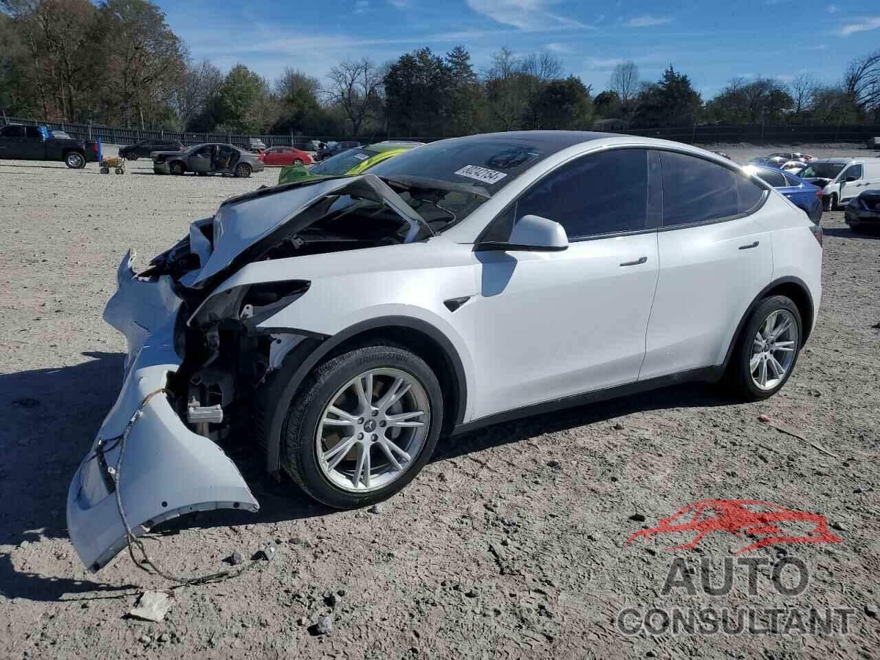 TESLA MODEL Y 2021 - 5YJYGDEE5MF173272
