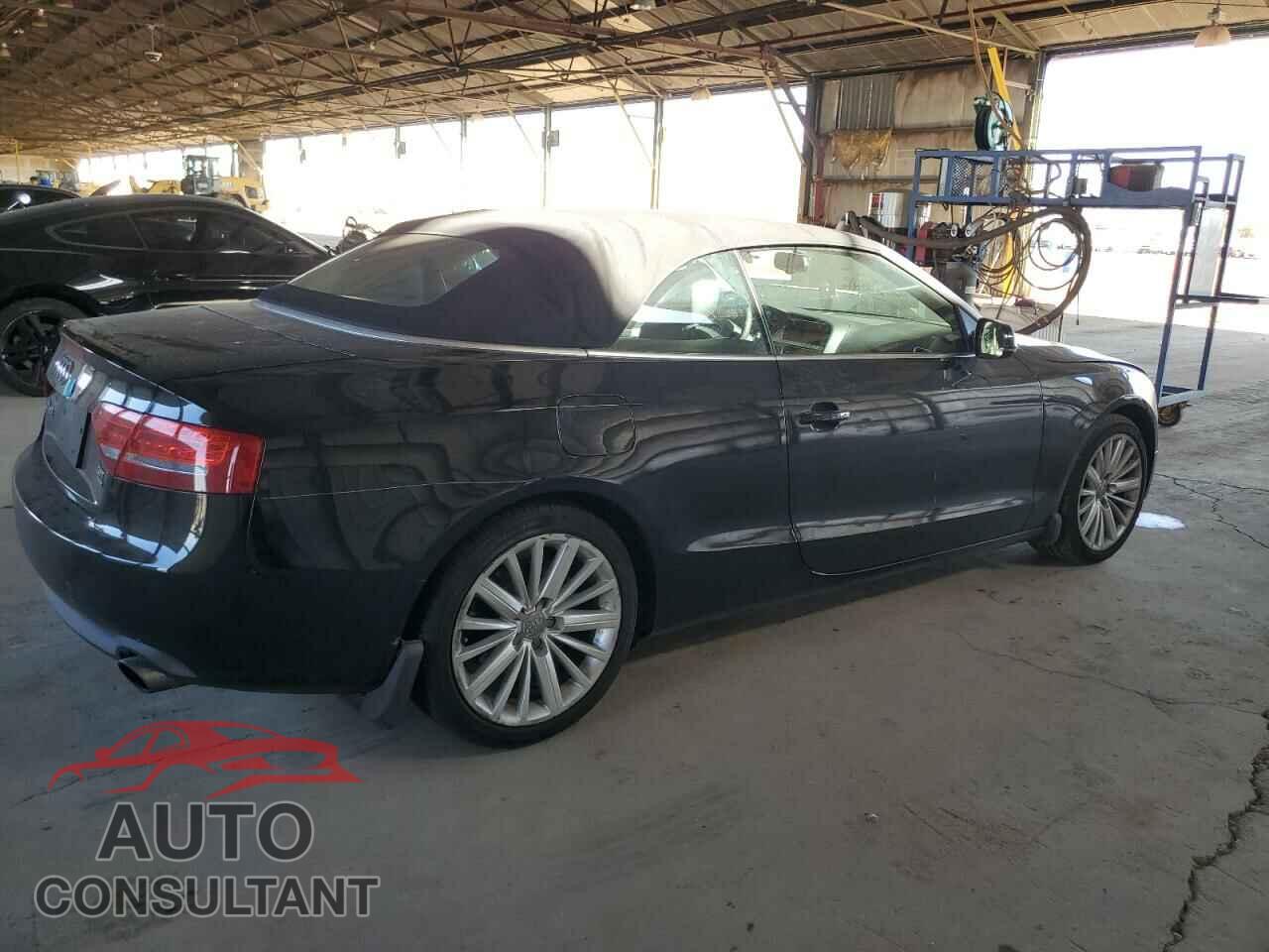 AUDI A5 2012 - WAULFAFH7CN004095