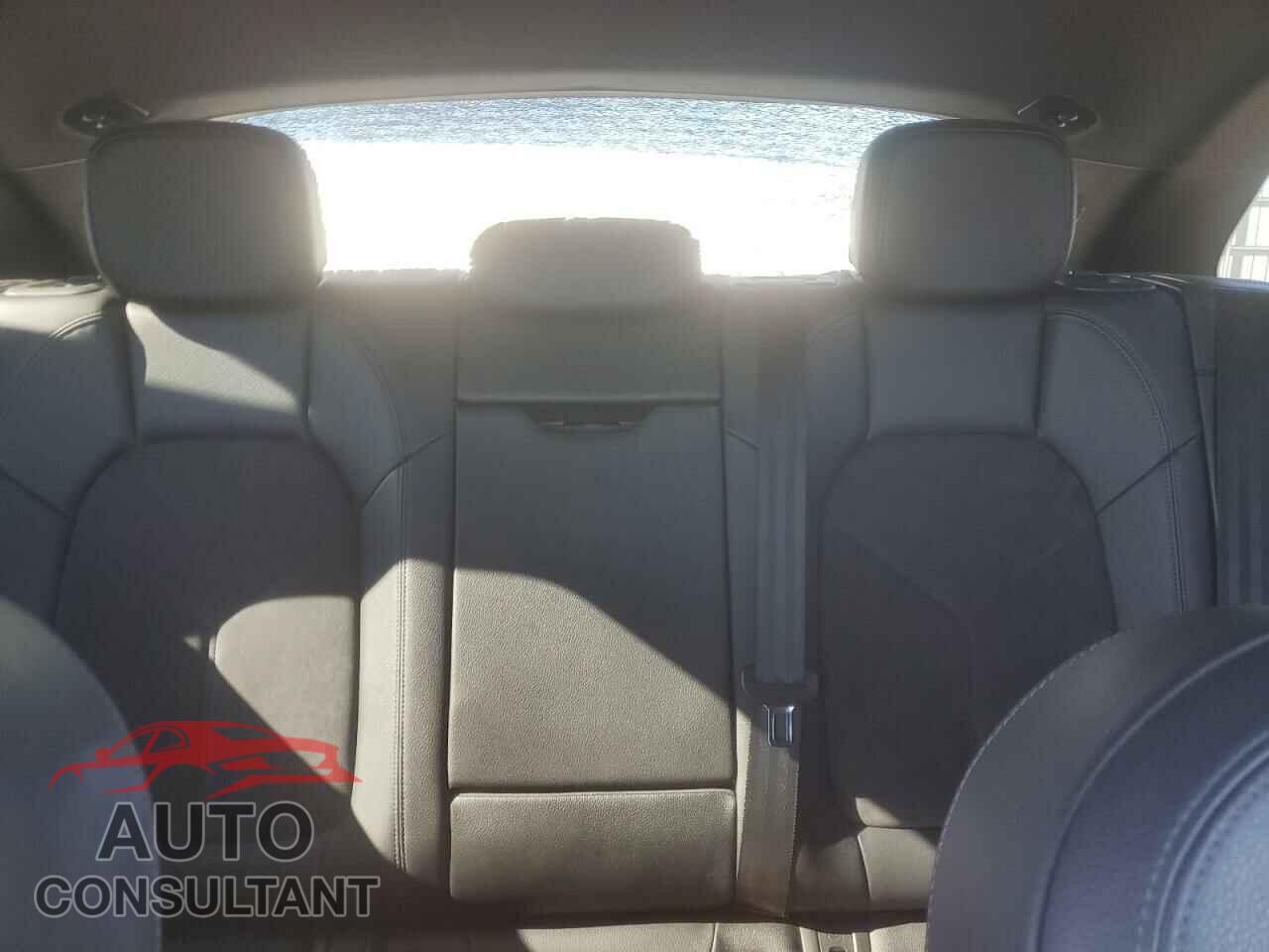 PORSCHE MACAN 2017 - WP1AB2A52HLB11355