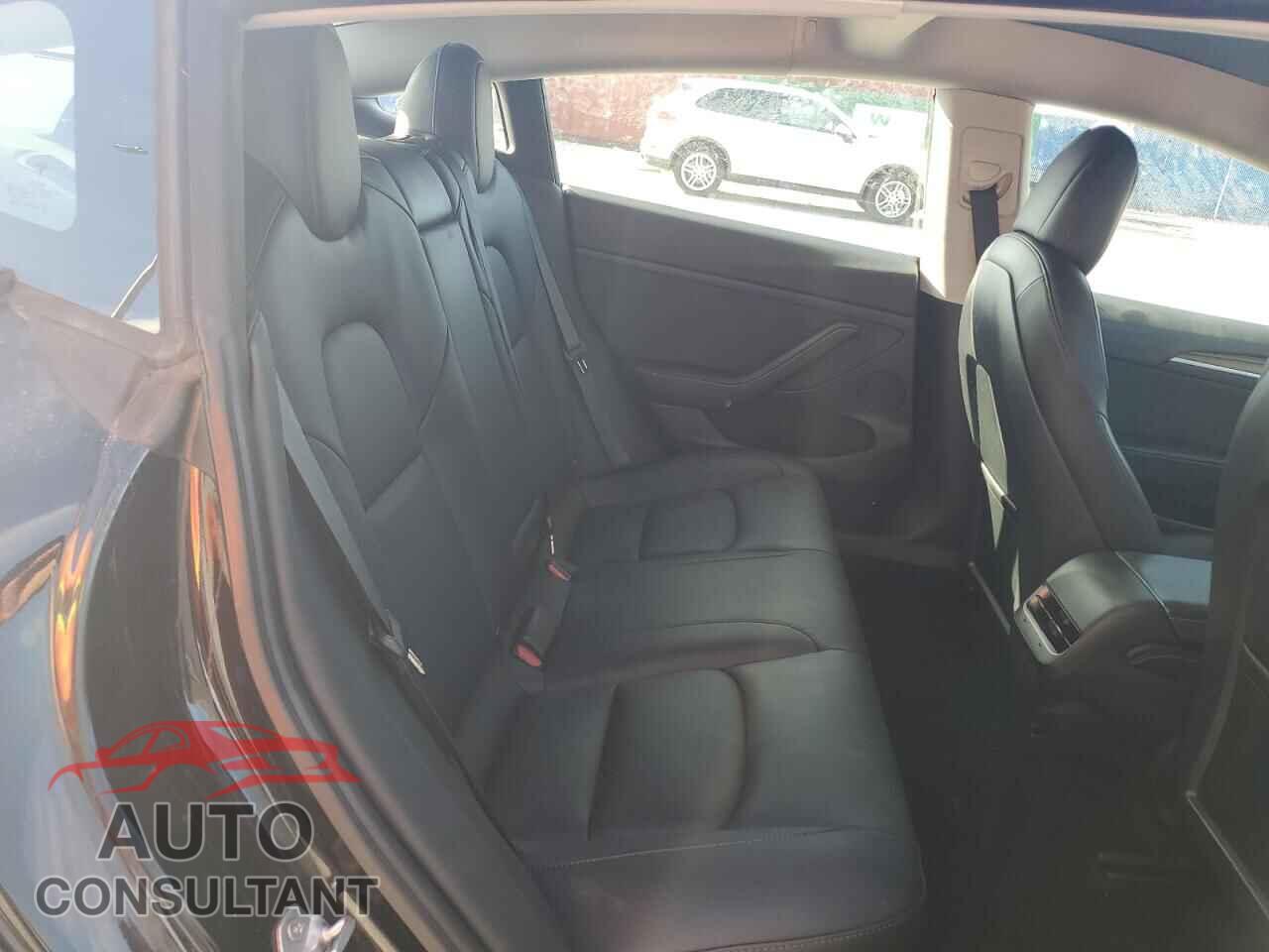TESLA MODEL 3 2021 - 5YJ3E1EA2MF018092