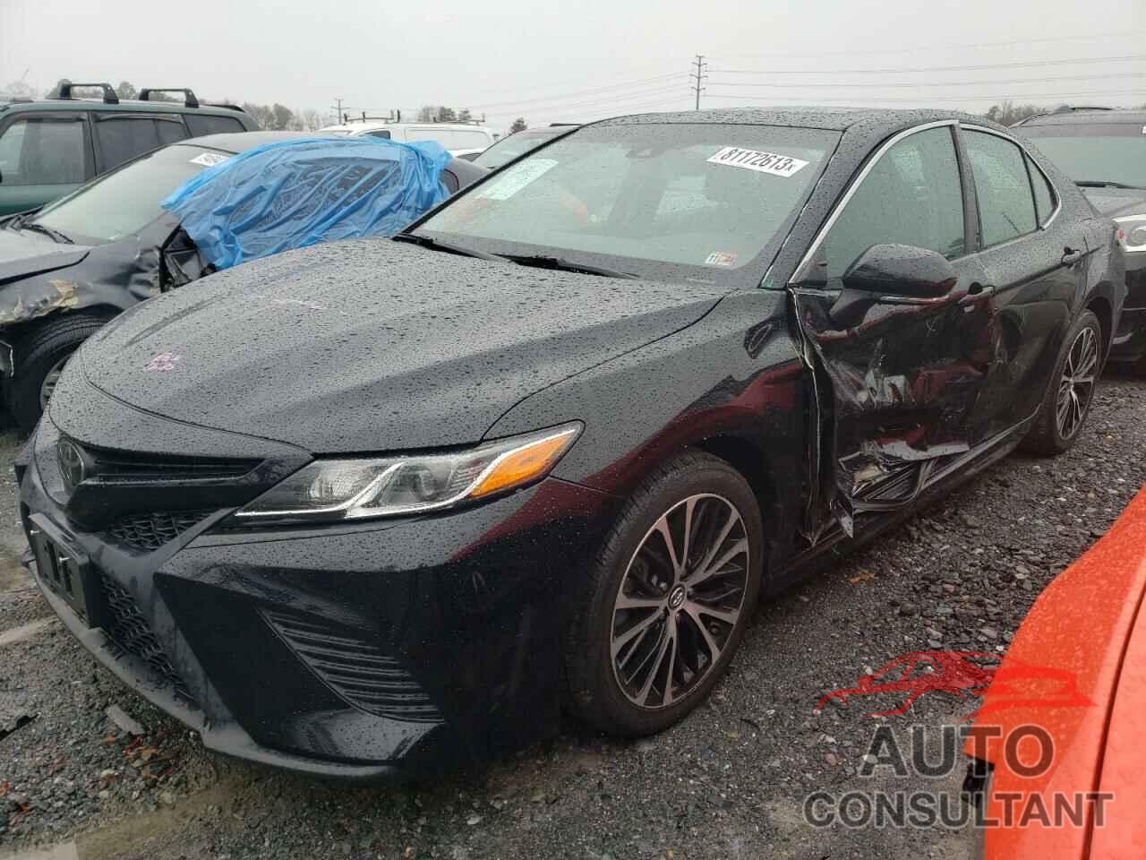 TOYOTA CAMRY 2018 - 4T1B11HK7JU650435