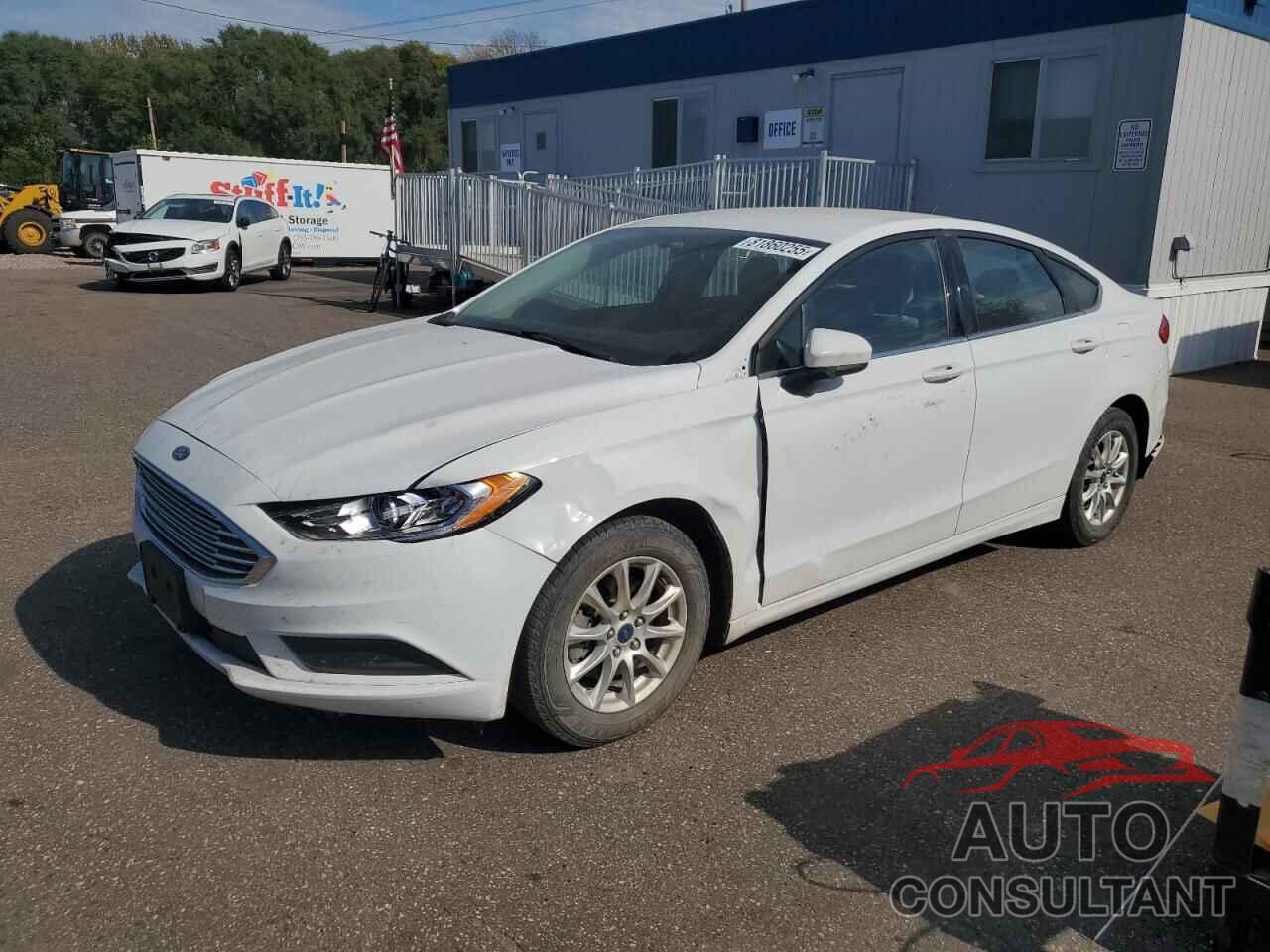 FORD FUSION 2017 - 3FA6P0G71HR231080