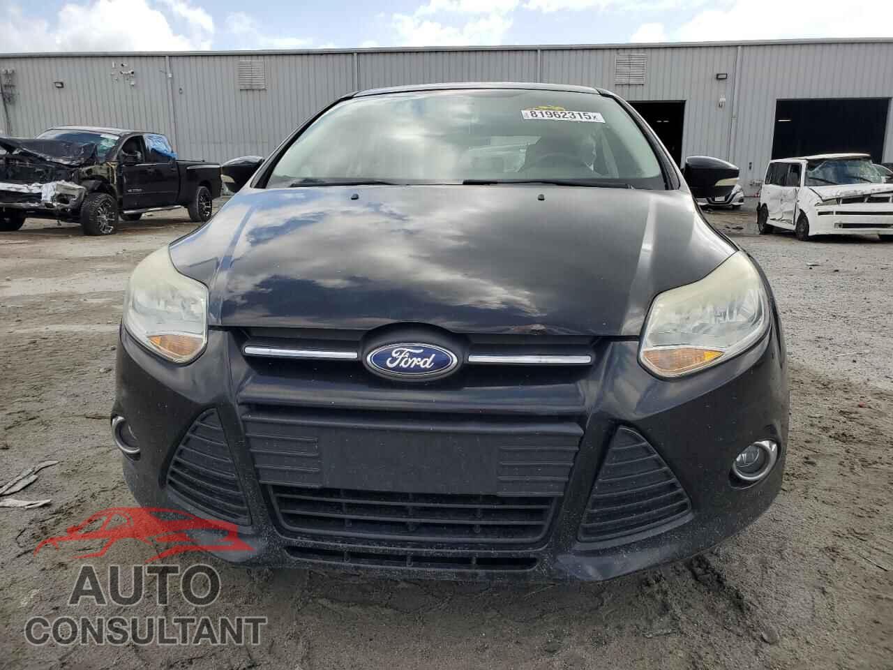 FORD FOCUS 2014 - 1FADP3K22EL462875