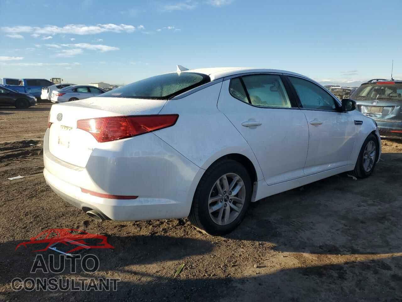 KIA OPTIMA 2011 - KNAGM4A73B5142013