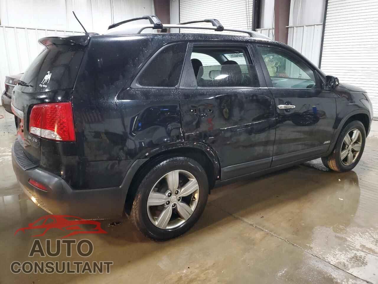 KIA SORENTO 2013 - 5XYKUDA20DG401164