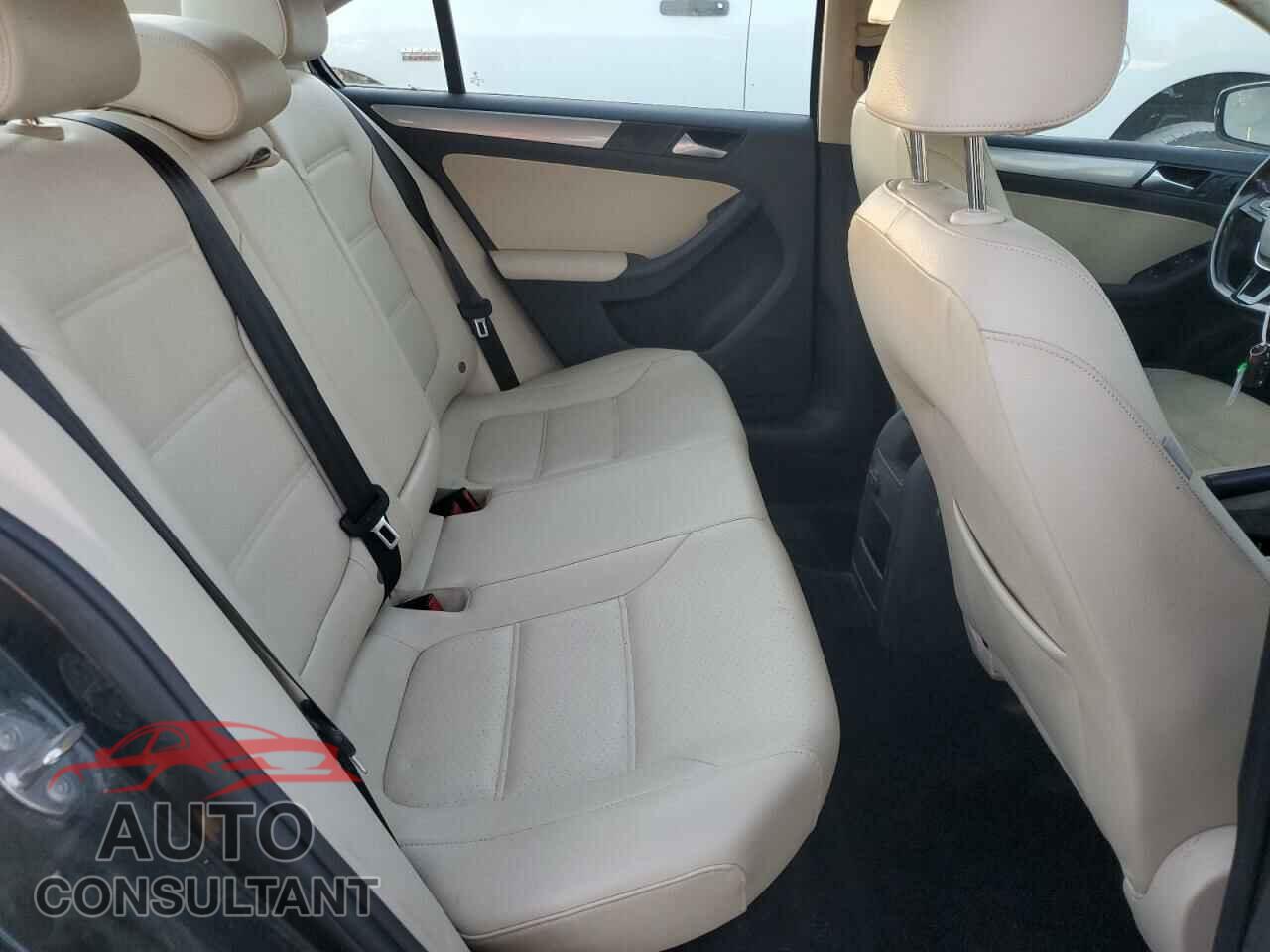 VOLKSWAGEN JETTA 2017 - 3VWDB7AJXHM354528