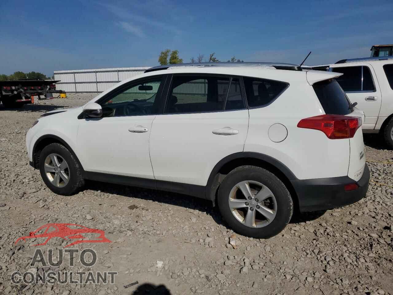 TOYOTA RAV4 2014 - JTMRFREVXED085489