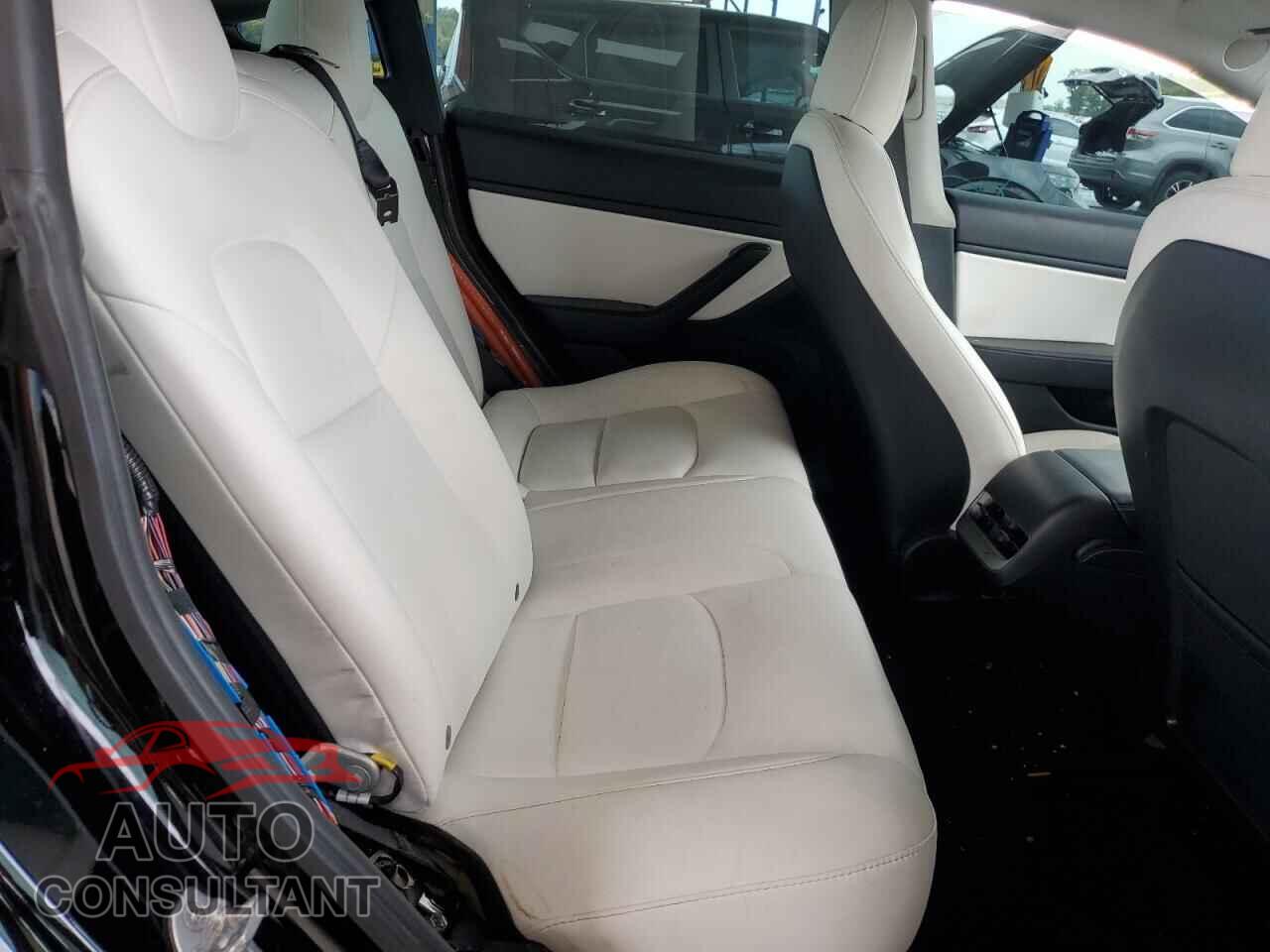 TESLA MODEL 3 2021 - 5YJ3E1EA1MF850751
