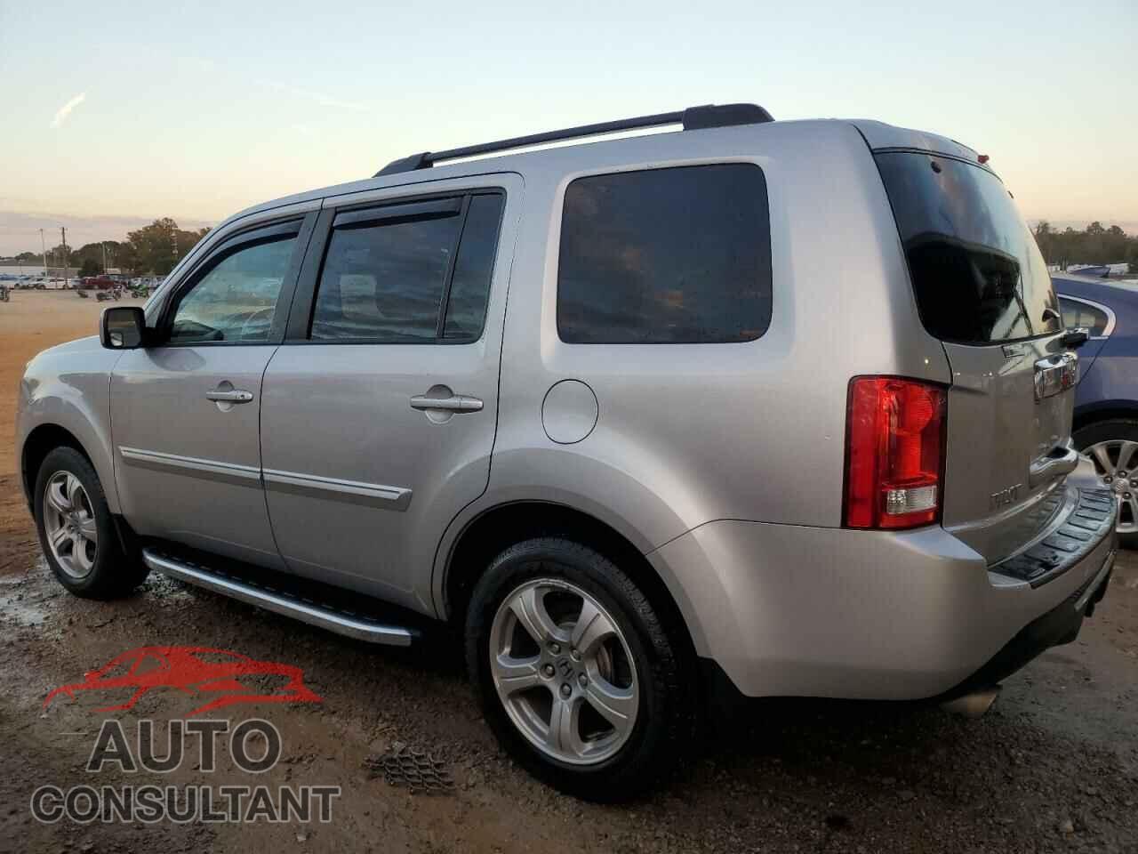HONDA PILOT 2015 - 5FNYF3H53FB022975