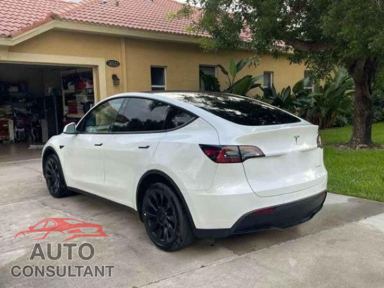 TESLA MODEL Y 2022 - 7SAYGDEE4NF443435