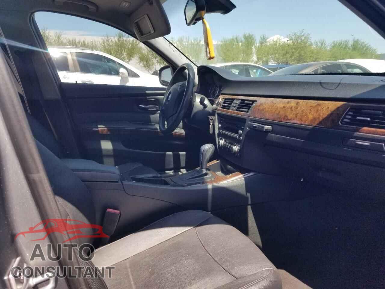 BMW 3 SERIES 2011 - WBAPH5G50BNM73437