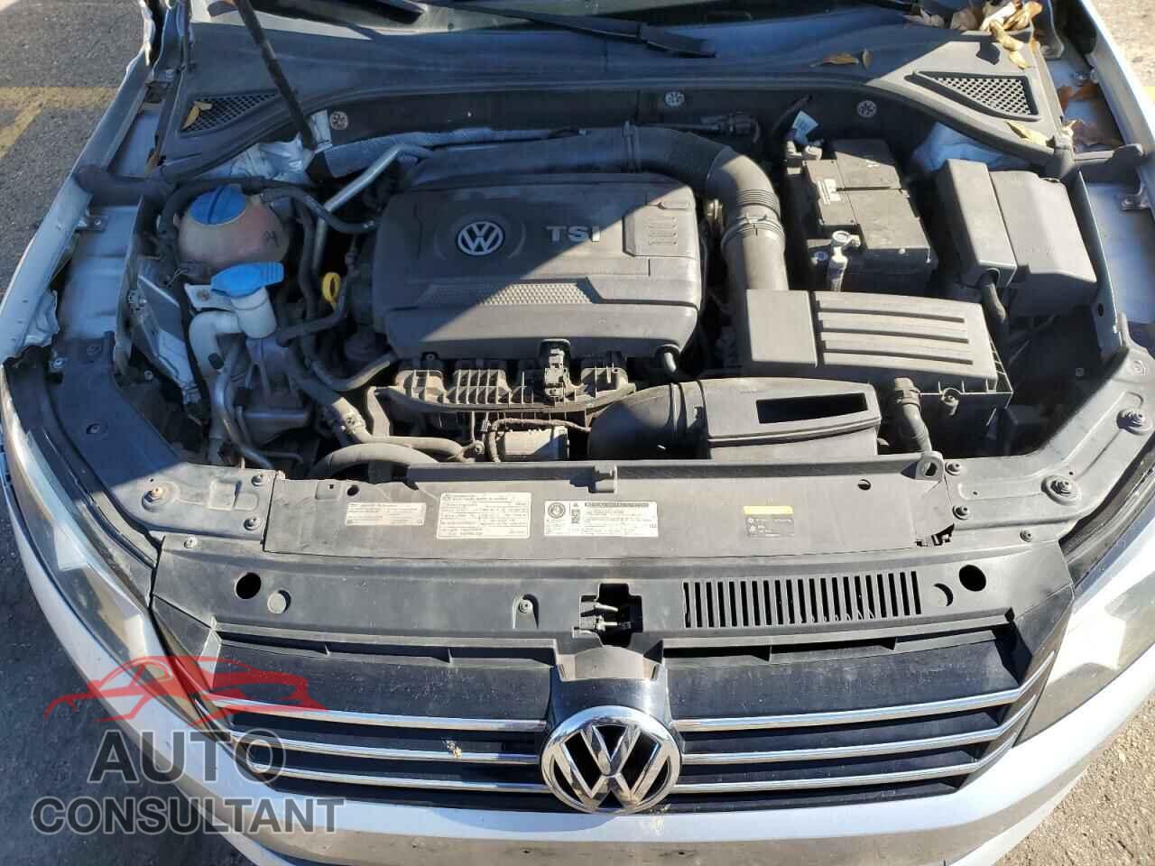 VOLKSWAGEN PASSAT 2015 - 1VWAT7A37FC041291