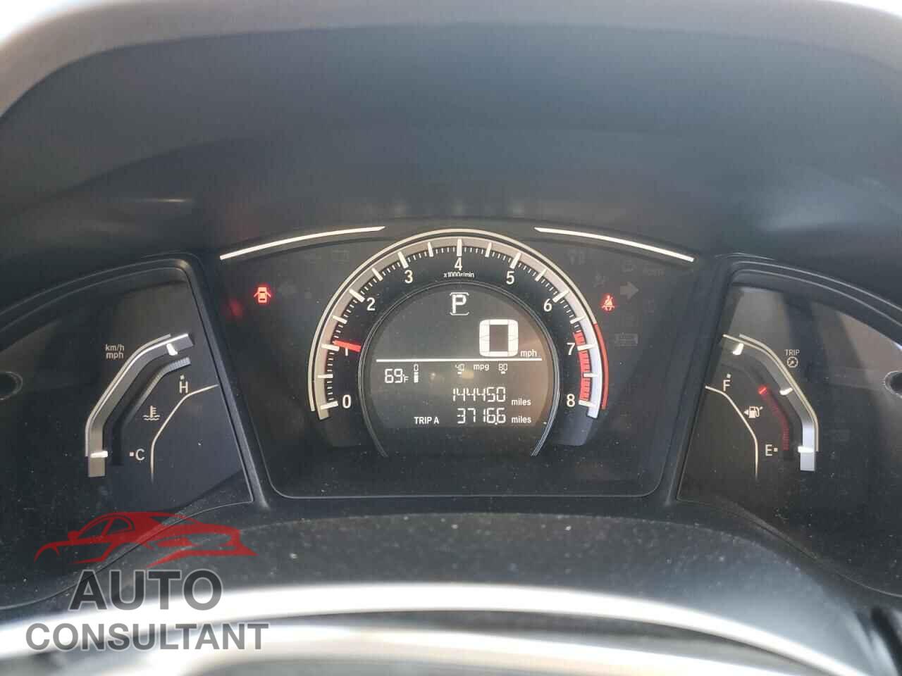 HONDA CIVIC 2017 - 2HGFC2F52HH555945