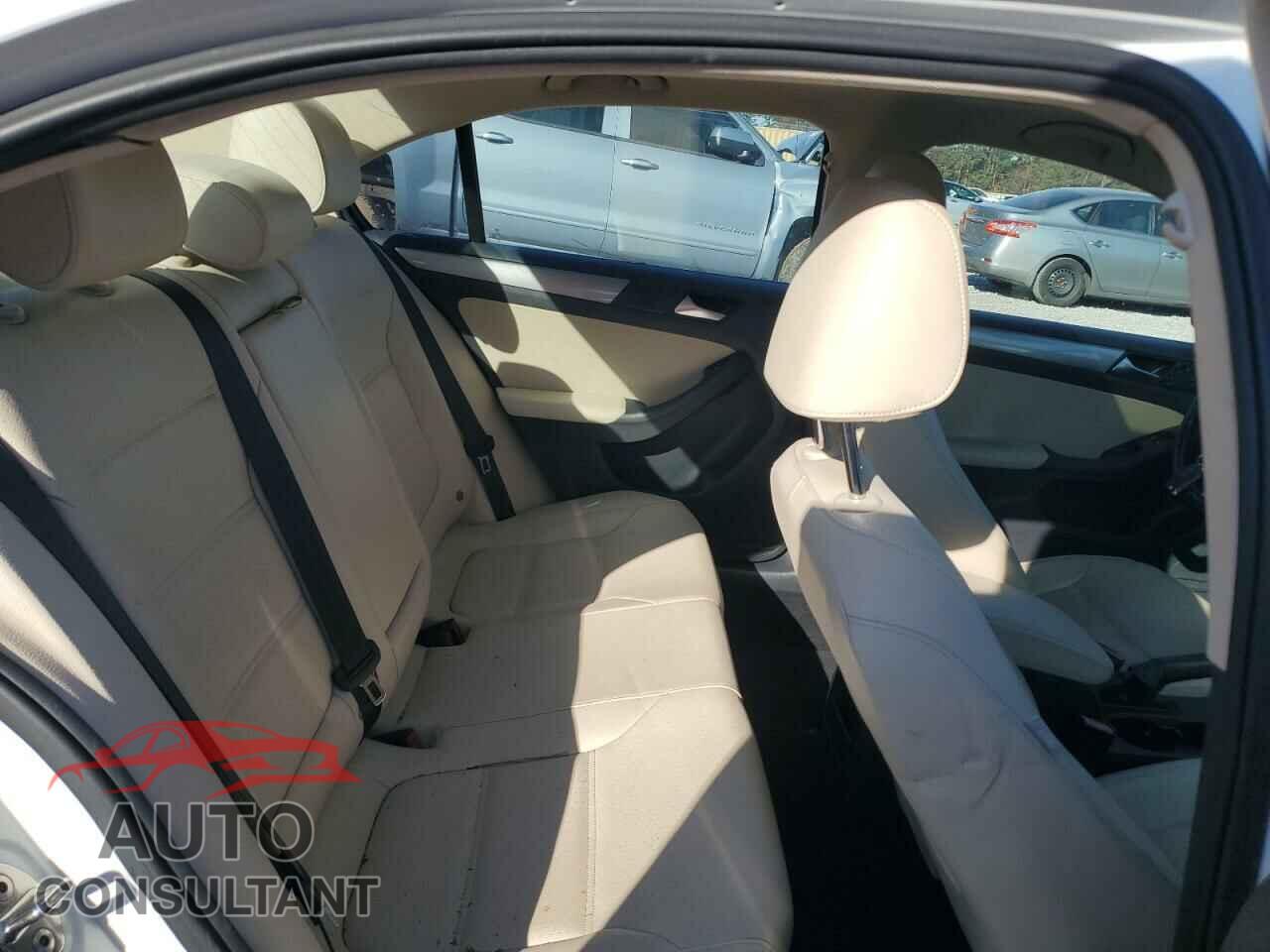 VOLKSWAGEN JETTA 2017 - 3VWDB7AJ3HM406808