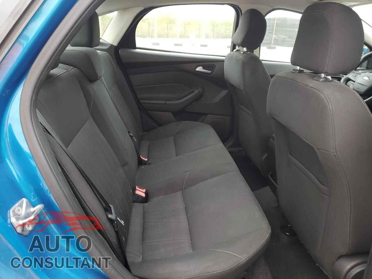 FORD FOCUS 2016 - 1FADP3F22GL211755