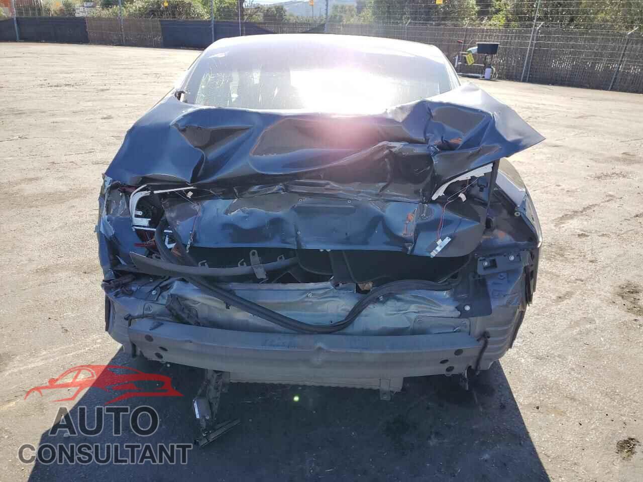 TESLA MODEL 3 2018 - 5YJ3E1EA5JF049865