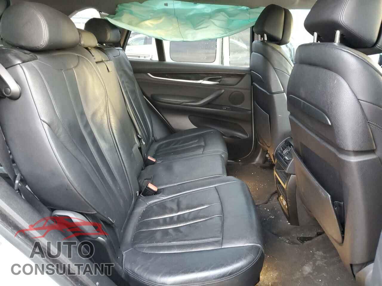 BMW X5 2014 - 5UXKR0C59E0K48243