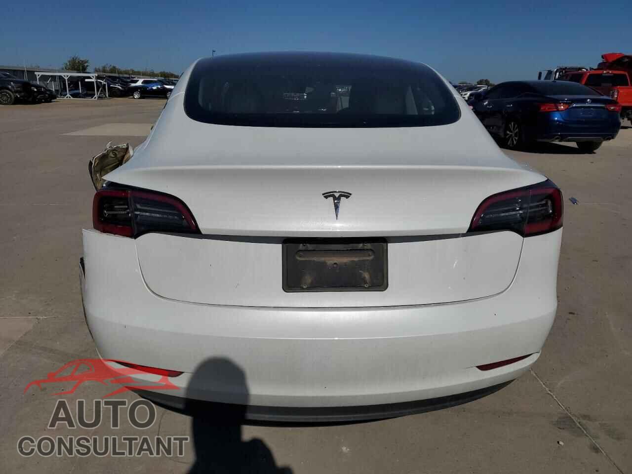 TESLA MODEL 3 2023 - 5YJ3E1EA0PF424229