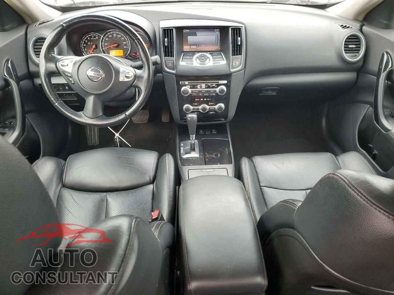 NISSAN MAXIMA 2010 - 1N4AA5AP2AC831760