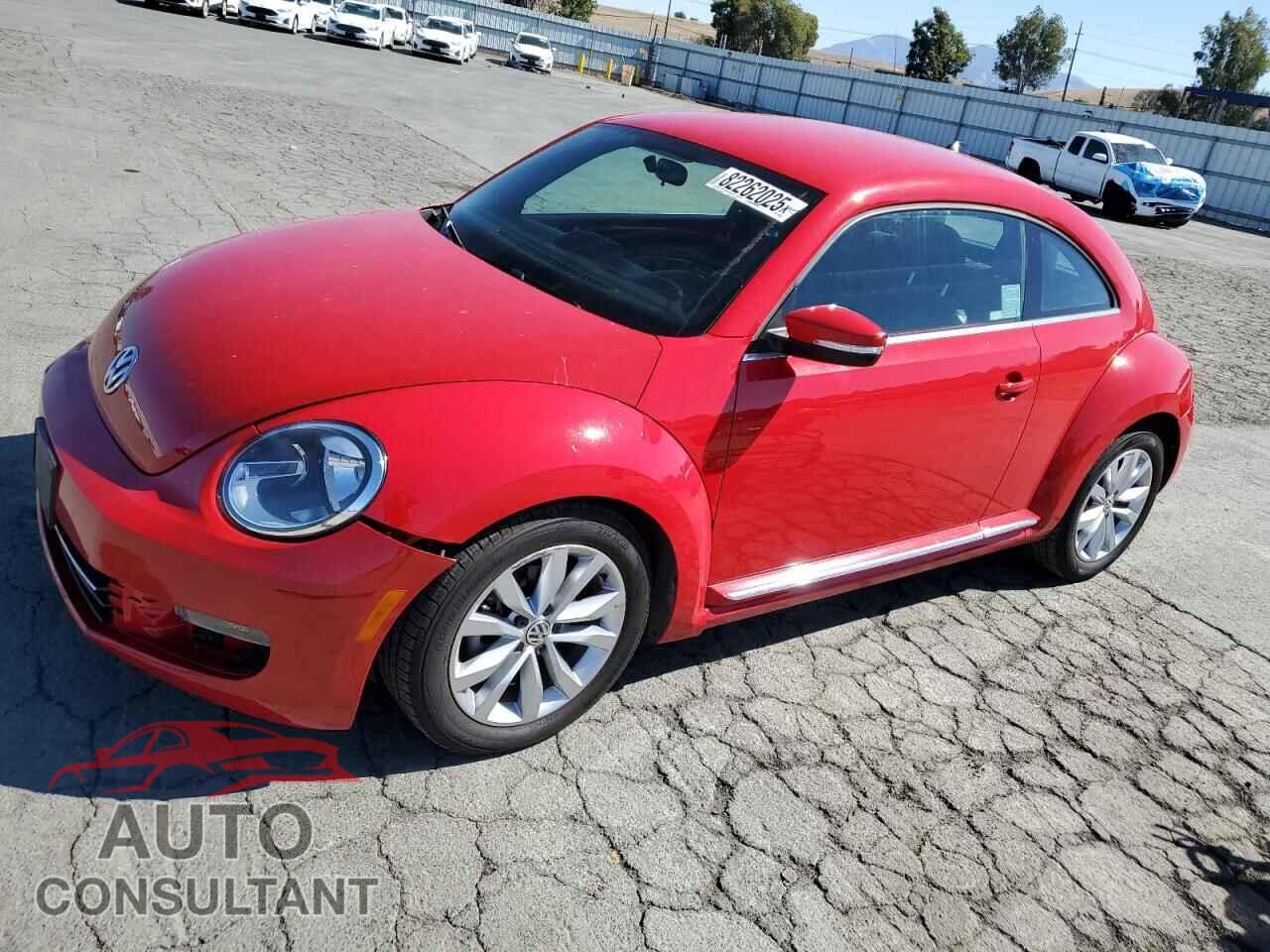 VOLKSWAGEN BEETLE 2013 - 3VWJL7AT2DM625044