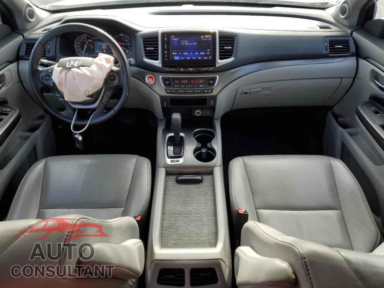 HONDA PILOT 2018 - 5FNYF6H5XJB014379