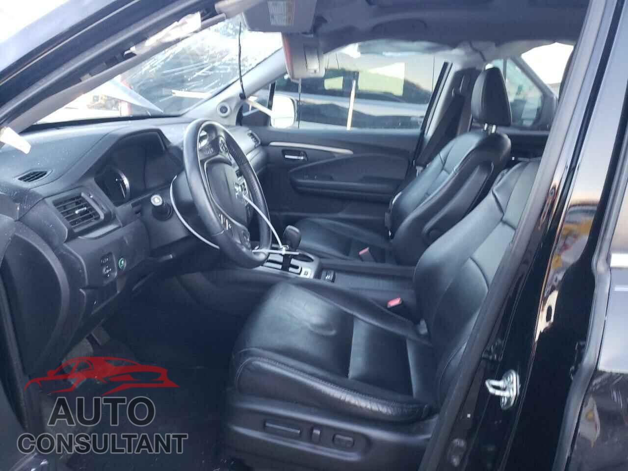 HONDA PILOT 2018 - 5FNYF6H8XJB041723