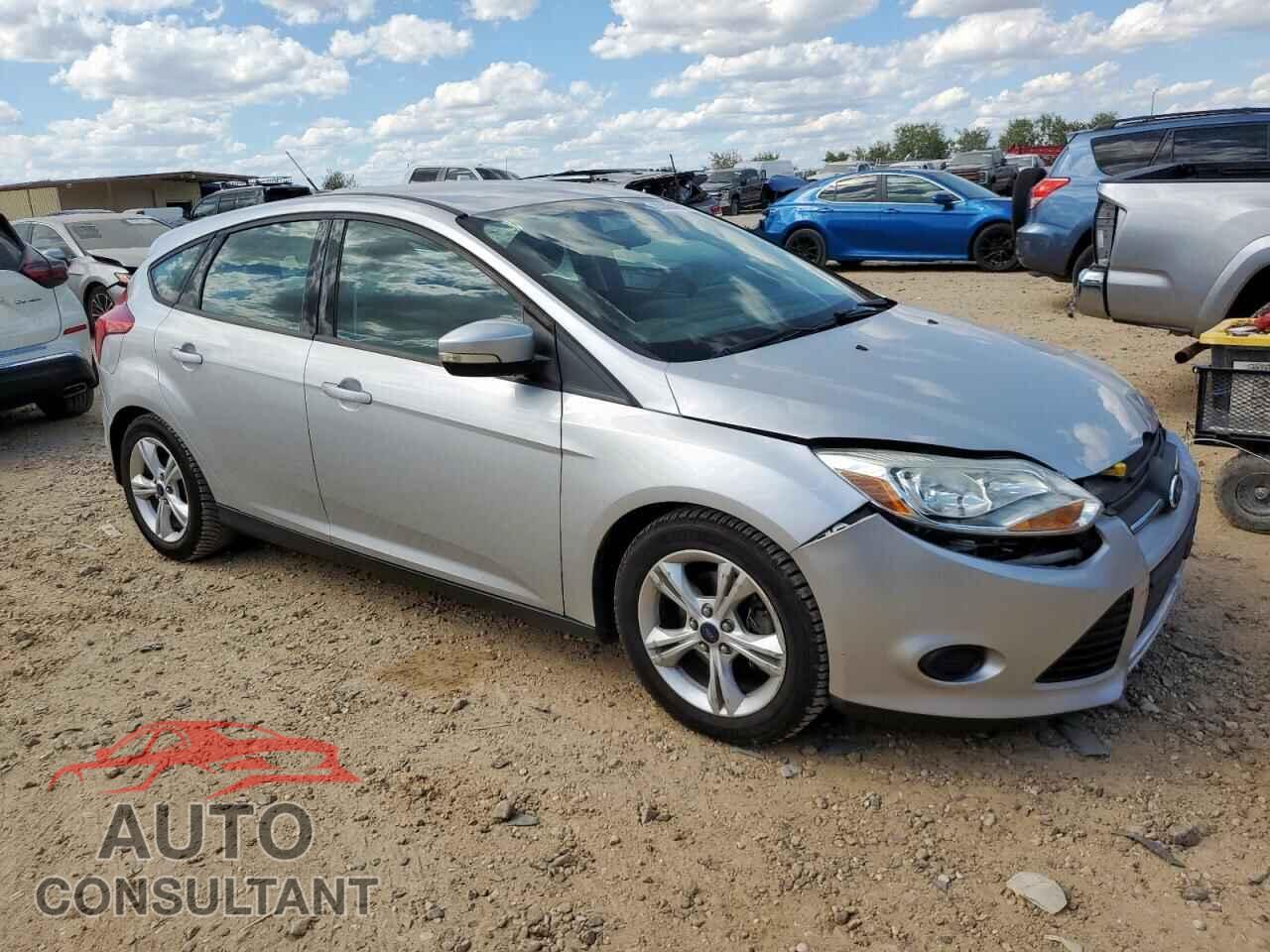 FORD FOCUS 2014 - 1FADP3K22EL442092