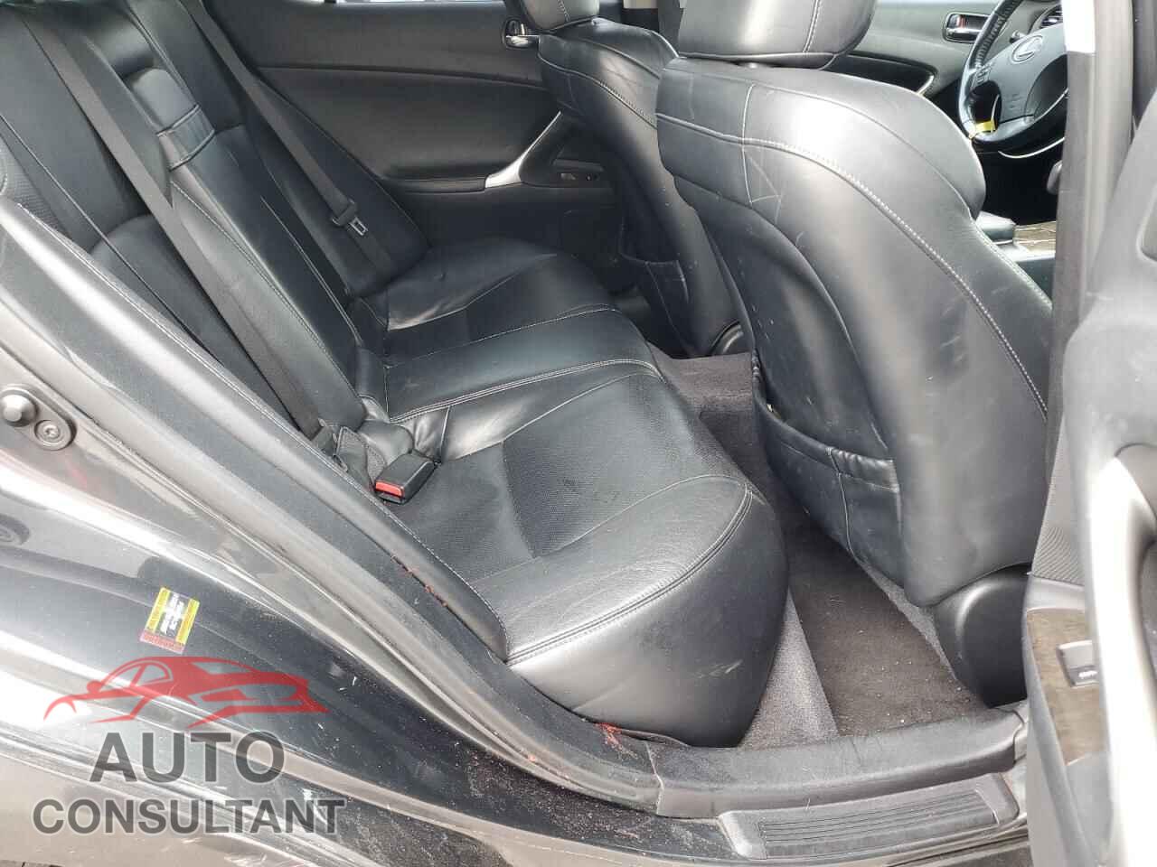 LEXUS IS 2010 - JTHBF5C20A5110180