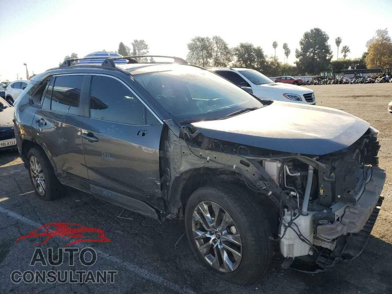 TOYOTA RAV4 2021 - 2T3C1RFVXMC097552