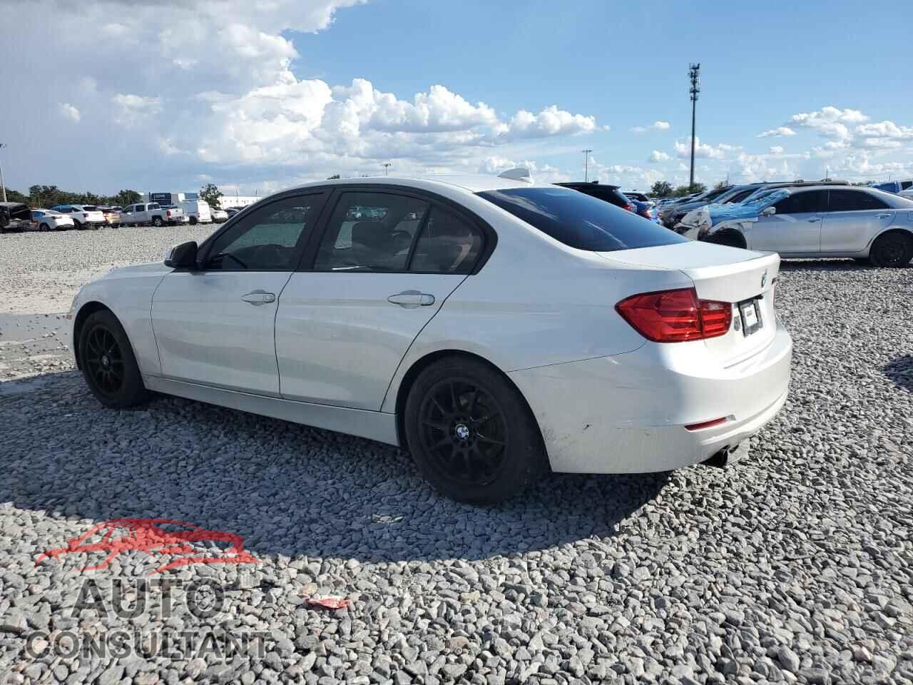 BMW 3 SERIES 2015 - WBA3B1G54FNT03192