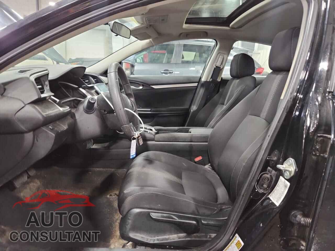 HONDA CIVIC 2017 - 19XFC2F78HE081785