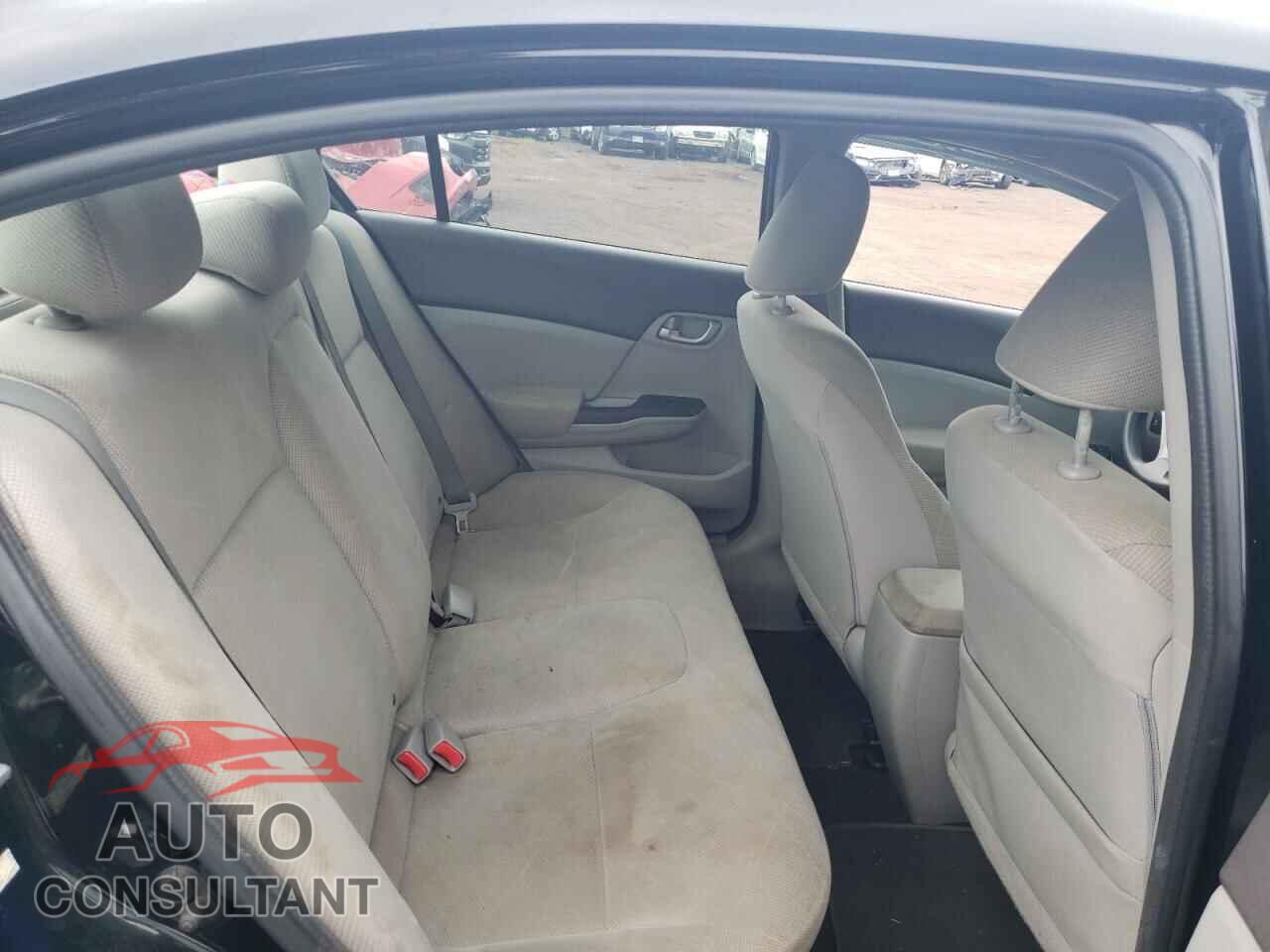 HONDA CIVIC 2012 - 2HGFB2F57CH604875