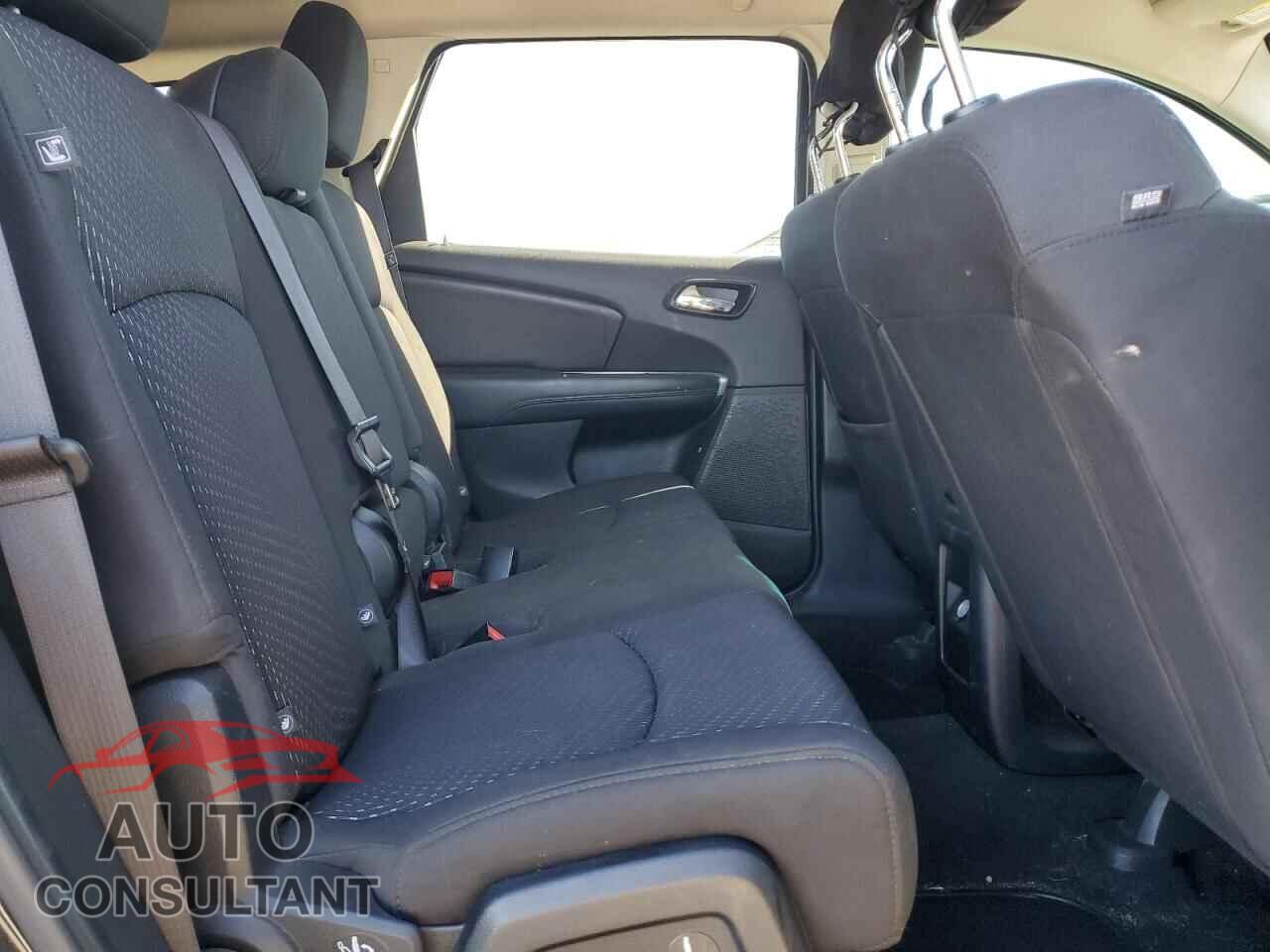 DODGE JOURNEY 2017 - 3C4PDCBG5HT555572