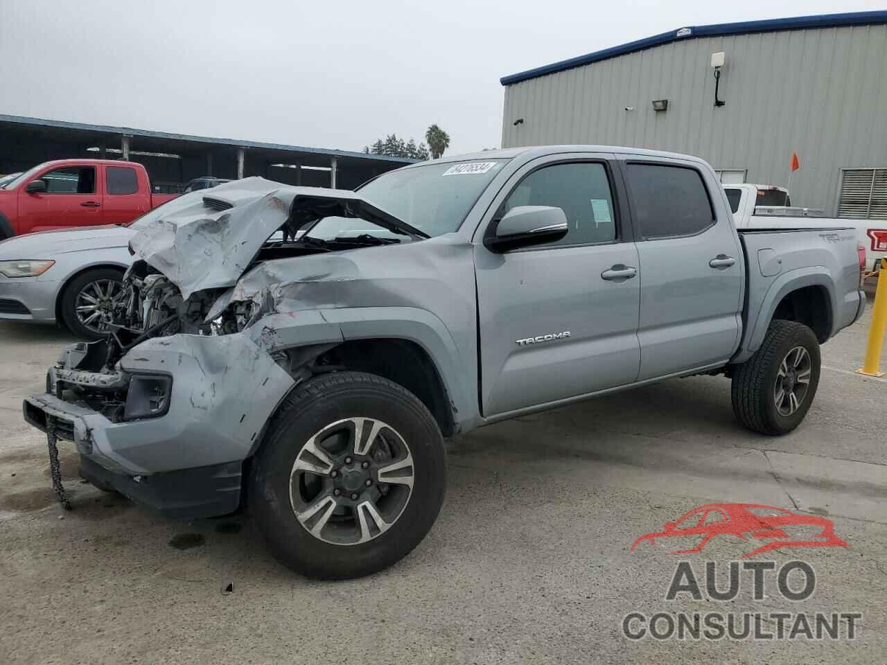 TOYOTA TACOMA 2018 - 3TMAZ5CN9JM076751