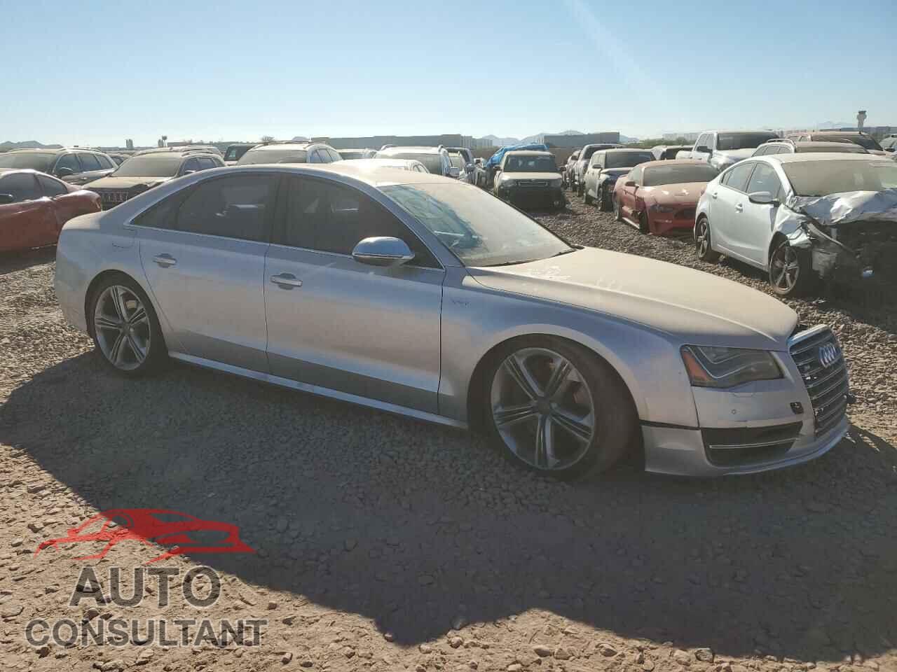AUDI S8 2013 - WAUD2AFD6DN032694