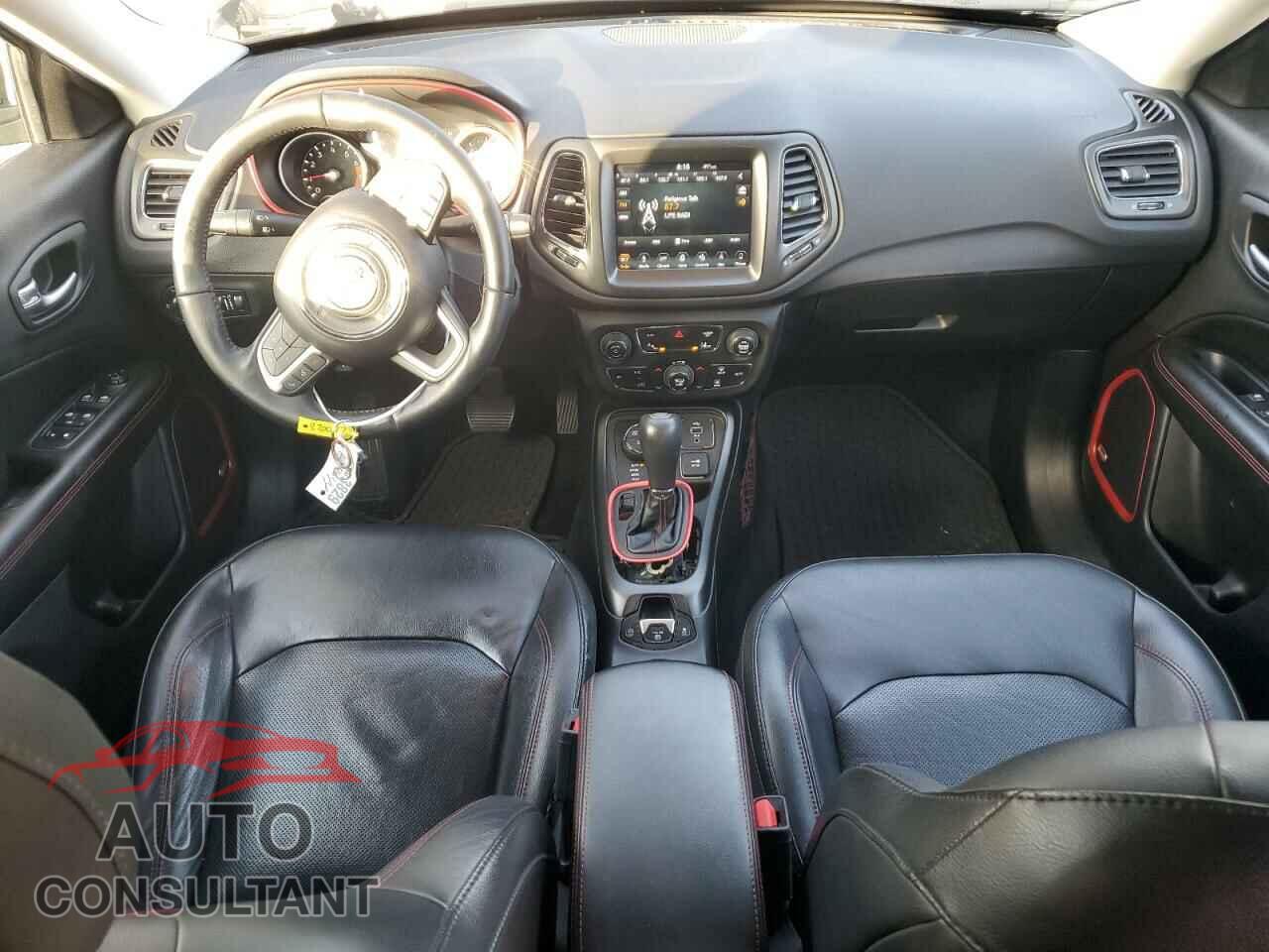 JEEP COMPASS 2018 - 3C4NJDDB9JT270077