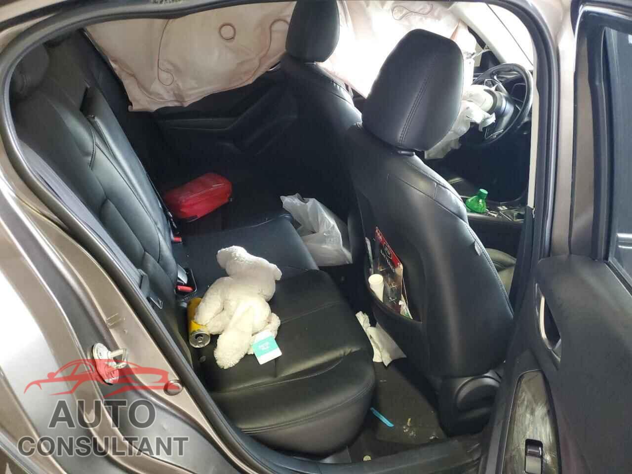 MAZDA 3 2017 - 3MZBN1V72HM106395